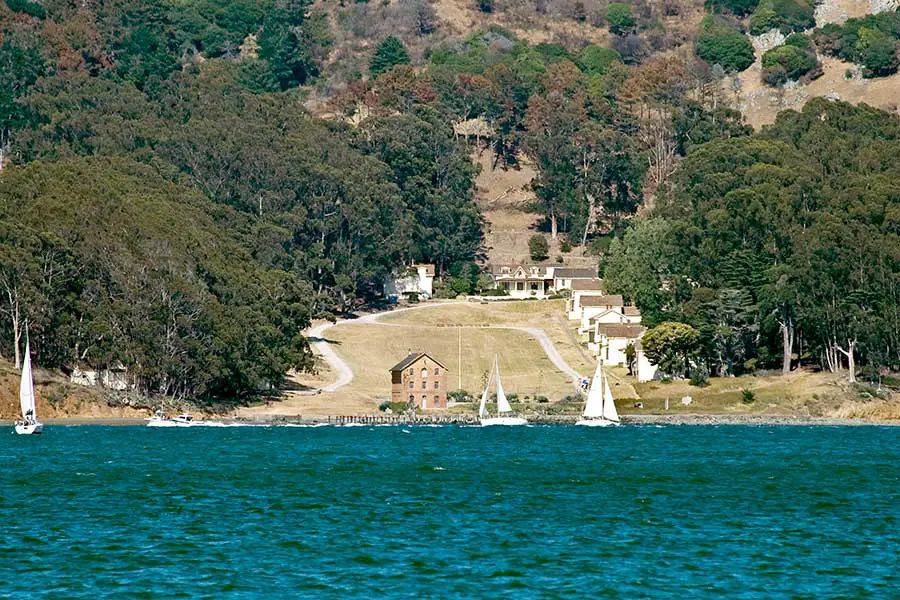 Sail boats and houses viewed from water