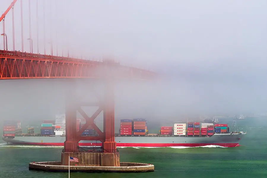 Fog surrounding the Golden Gate Bridge