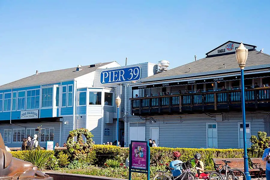 Tourists favorite destination Pier 39