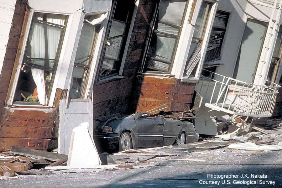 Building crushes car during Loma Prieta earthquake